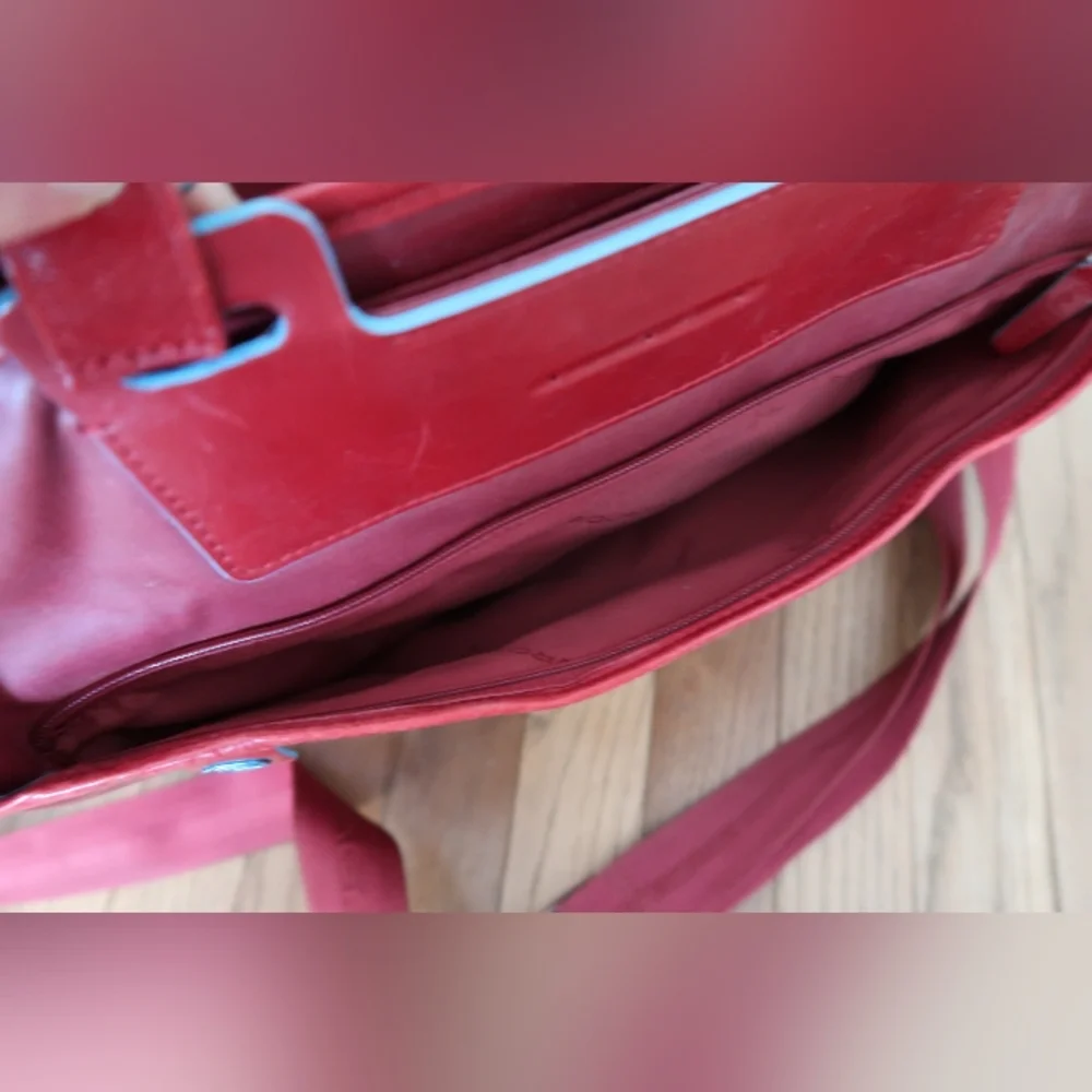 Piquardo Laptop Briefcase Red Leather